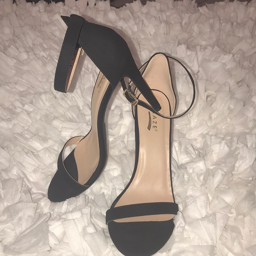 Classic Black Sandal Heel